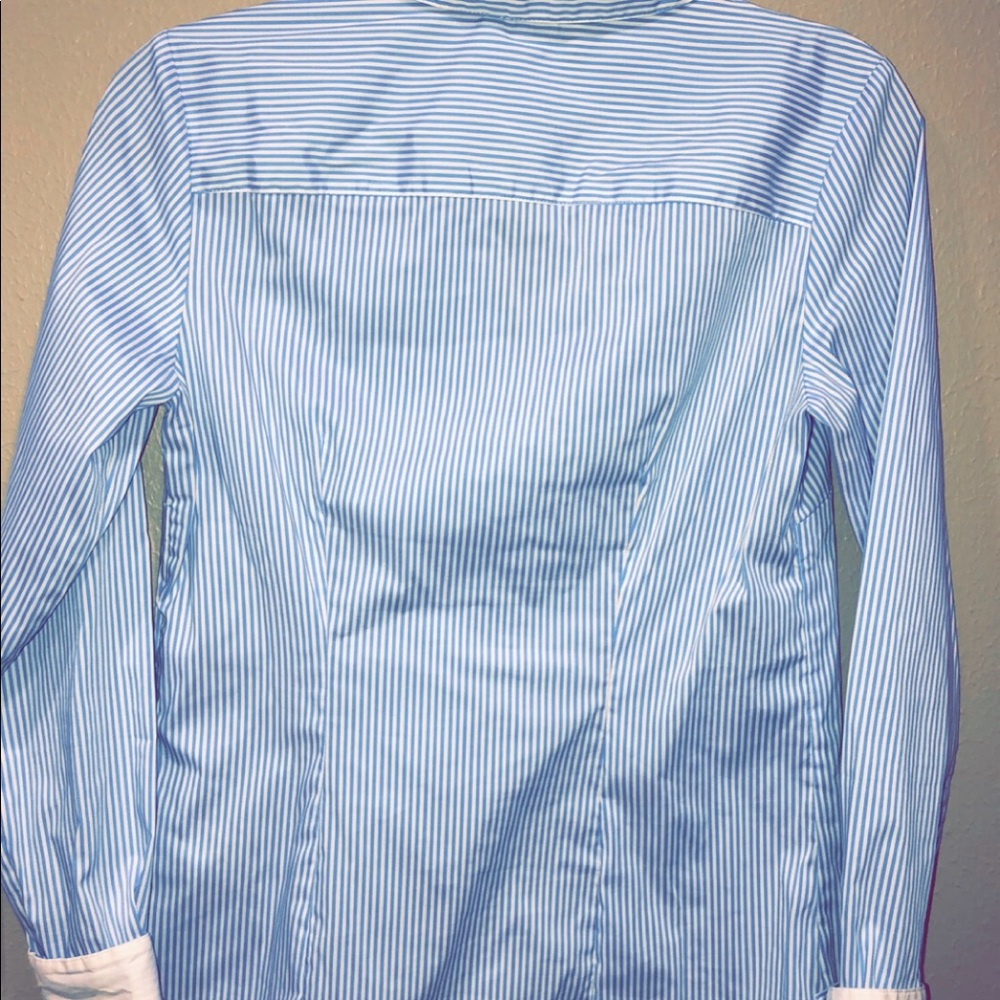 Button up blouse - Picture 2 of 3